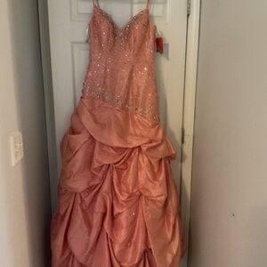 Brand new sea coral formal dress with sequins detailing, size 10
